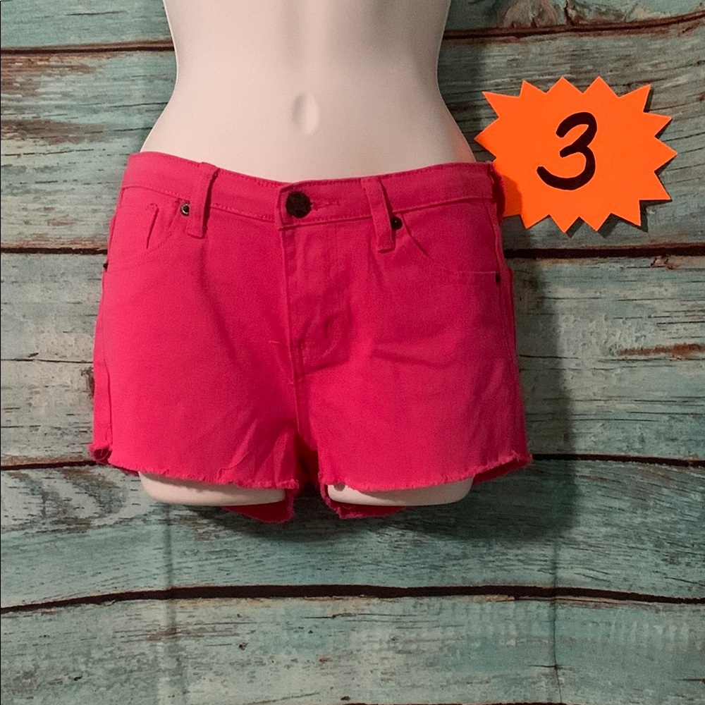 True Gypsy | Sz 3 / 26 pink shorts - new without tags